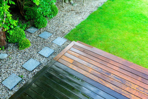 Best Sidewalk and Walkway Cleaning  in Lakeland, FL